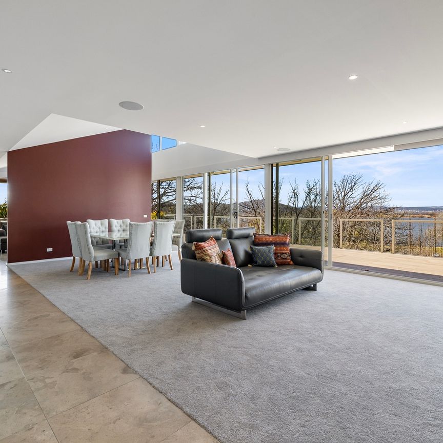 11/5 Bowen Drive, Barton ACT 2600 - Apartment For Rent | Domain - Photo 1