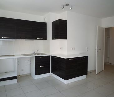 T3 recent meublé avec garage - Photo 2