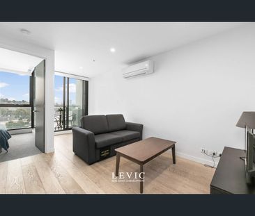 Stylish One-Bedroom Apartment in Prime Parkville Location - Fully f... - Photo 1