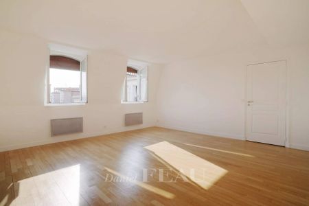 Location appartement, Paris 8ème (75008), 1 pièce, 46 m², ref 4401308 - Photo 5