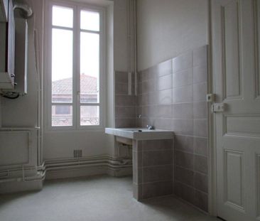 Location appartement bourgeois 6 pièces 134.69 m² à Romans-sur-Isèr... - Photo 1