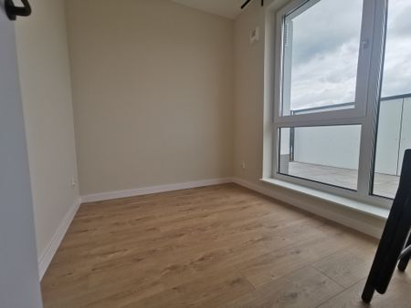 Bądź 1. Najemcą! 3 pokoje z 2 balkonami i piwnicą - Photo 2