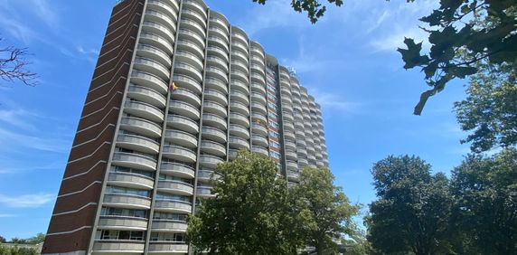 For Lease - 135 Fenelon Drive Unit# 501, Toronto, Ontario - Photo 2