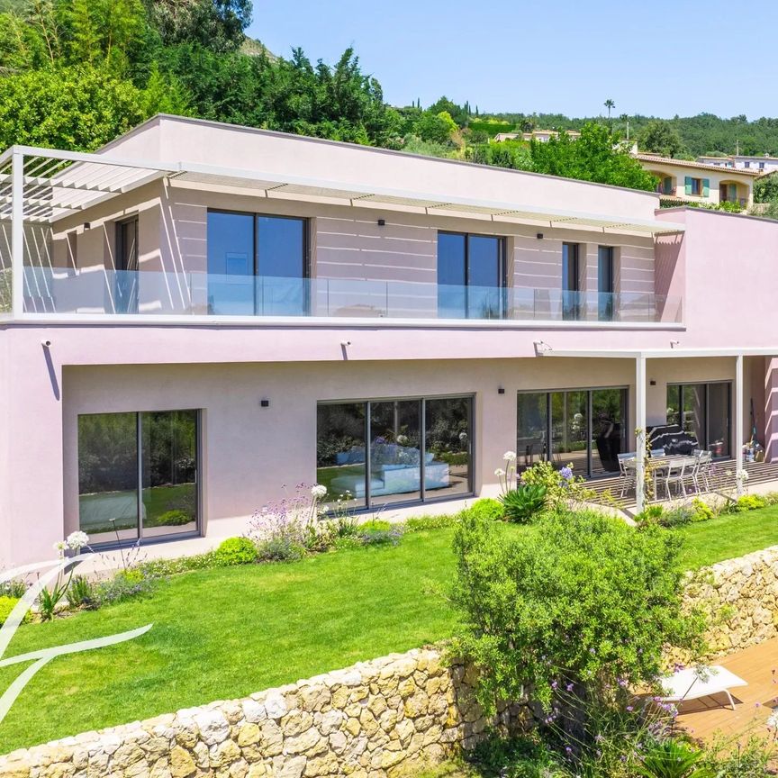 Villa à louer Tourrettes Sur Loup, Cote d'Azur, France - Photo 1