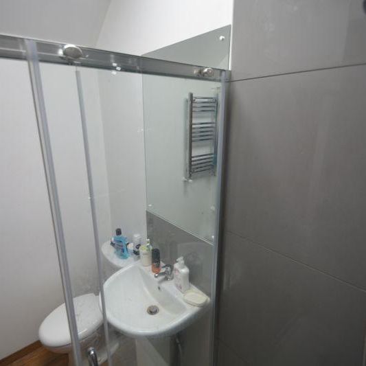 5 bedroom house to rent - Photo 1