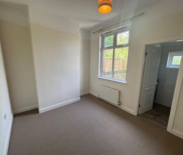 2 bedroom bungalow to rent - Photo 3