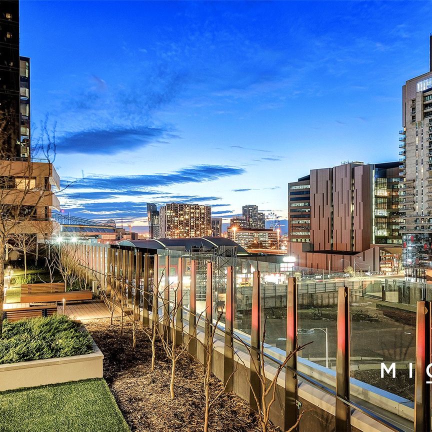 602/639 Lonsdale Street - Photo 1