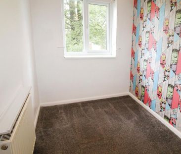 4 bedroom terraced house to rent - Photo 4