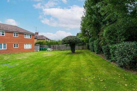 Hollingsworth Mews, Wd, Watford, WD25 - Photo 4