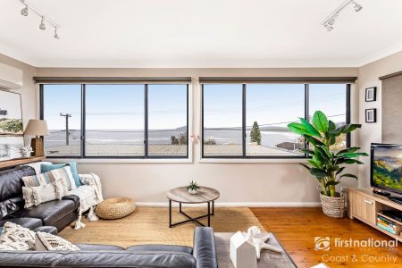 Fully Furnished Coastal Living - Photo 3