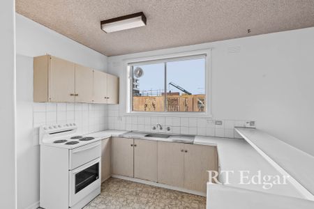 Thinking of selling? Contact our agent - Photo 5