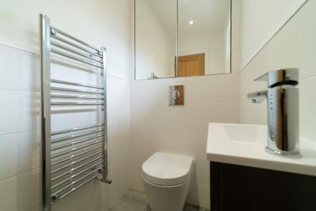 4 Bed Terraced House, Smalley Close, N16 - Photo 4