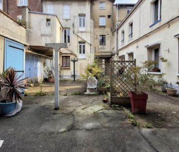 STUDIO PROCHE UNIVERSITE - Photo 2