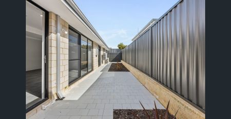 Brand-New Dual-Key Rental Home in Yanchep - Photo 2