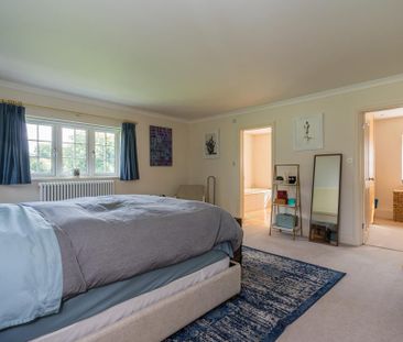 4 bedroom detached house to rent - Photo 4