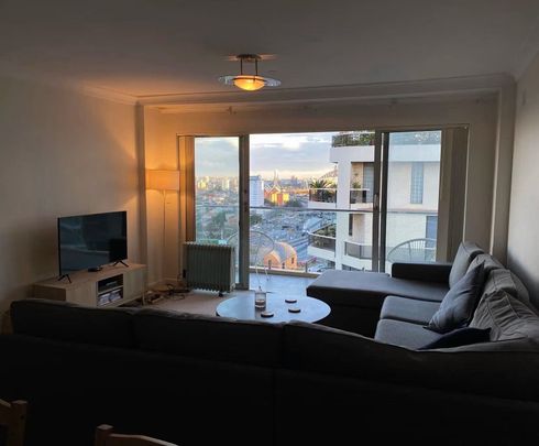 North Sydney - Photo 1