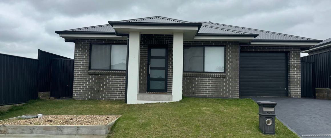 Contemporary Living with Space to Entertain - Photo 1