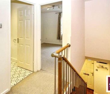 Millers Way, Fairford Leys, HP19 - Photo 5