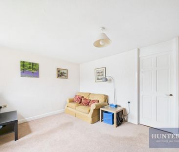 3 bedroom House To Let - Photo 2