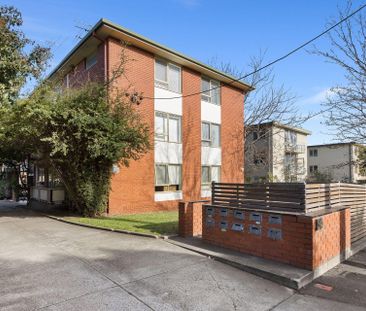 1/54 Liddiard Street, Hawthorn - Photo 1