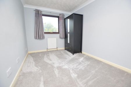 5 bedroom detached house to rent - Photo 4