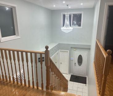 For Lease - 10 Pertosa Drive, Brampton, Ontario - Photo 2