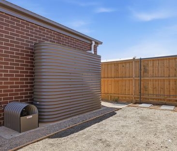 HOME FOR RENT IN THRONHILL PARK - Photo 3