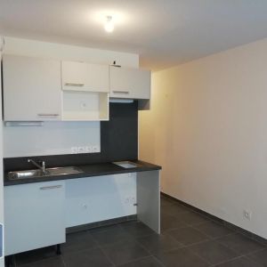 Location Appartement 1 pièce 25m² LORMONT 33310 - Photo 2