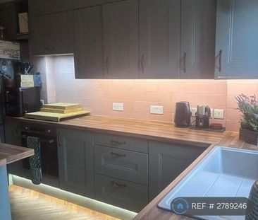 3 bedroom terraced house to rent - Photo 6