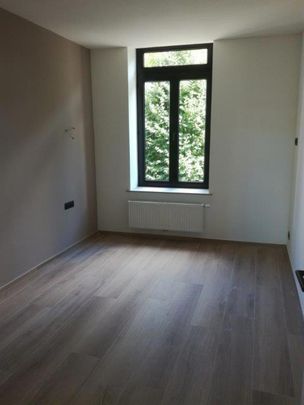 Tweeslaapkamer appartement met terras nabij Gravensteen - Photo 1