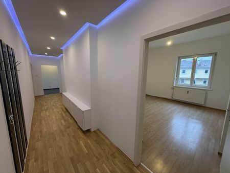 Top Gelegenheit in Graz: 2-Zimmer Wohnung + möblierter Küche + Jetzt noch bis 30.04.2026 unter RW mieten + - Photo 2