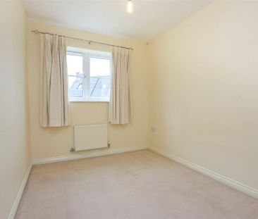 3 bedroom detached house to rent - Photo 4