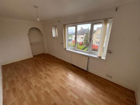 2 bedroom maisonette to rent - Photo 2