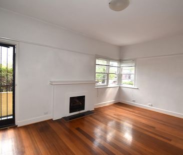 SUPERIOR ART DECO APARTMENT - Photo 1