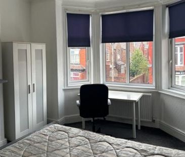 HOUSE SHARE Argyle Avenue, Victoria Park, Manchester, M14 - Photo 5