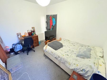 5 bedroom house share to rent - Photo 4