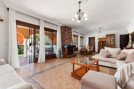 Villa for rent in Elviria, Marbella East - Foto 4