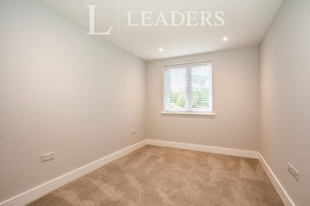 2 bedroom flat to rent Ortus, Springfield Road, BH14 - Photo 3
