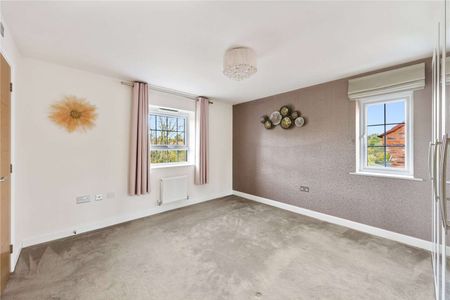 Stylish, modern family home in Wilmslow, with garage and enclosed garden - Photo 5