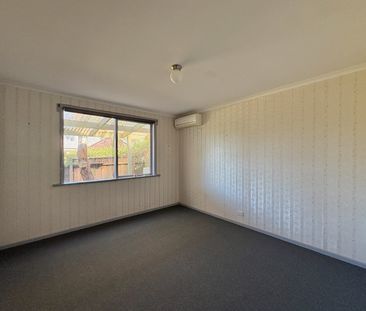 Charming Ceres Home with Spacious Living - Photo 2