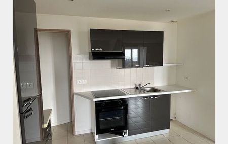 Location Appartement P3 Joigny - Photo 2