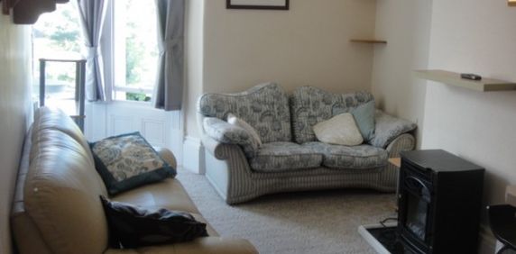 Modern 2 bedroom flat - Photo 2