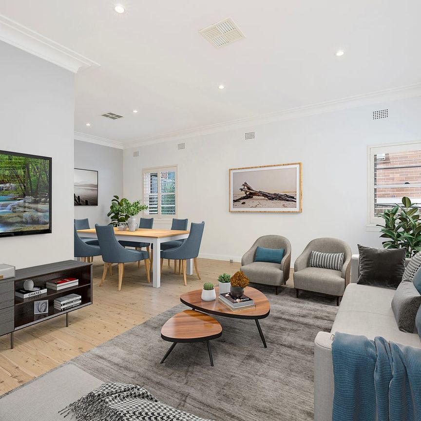 Stylishly renovated full brick home at a quiet leafy cul-de-sac - Photo 1