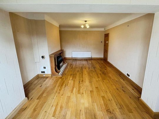 3 bedroom semi-detached house to rent - Photo 1