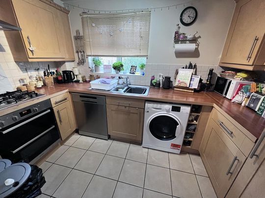 2 bedroom apartment to rent - Photo 1