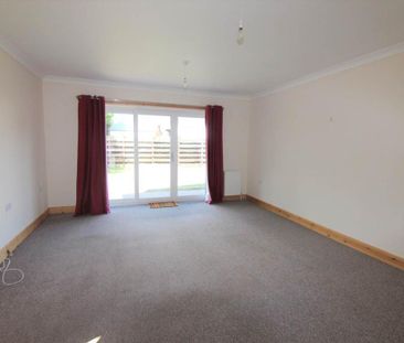 5 bedroom detached house to rent - Photo 1