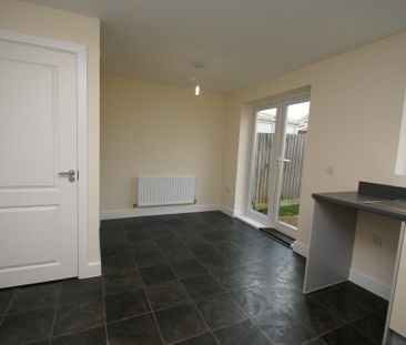 3 bedroom terraced house to rent - Photo 6