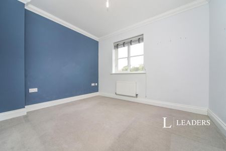 3 bedroom terraced house to rent - Photo 3