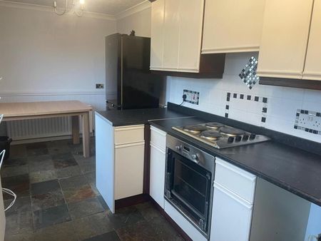 30 Recreation Road, BT401HA, Larne - Photo 2