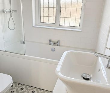 3 bedroom semi-detached house to rent - Photo 3